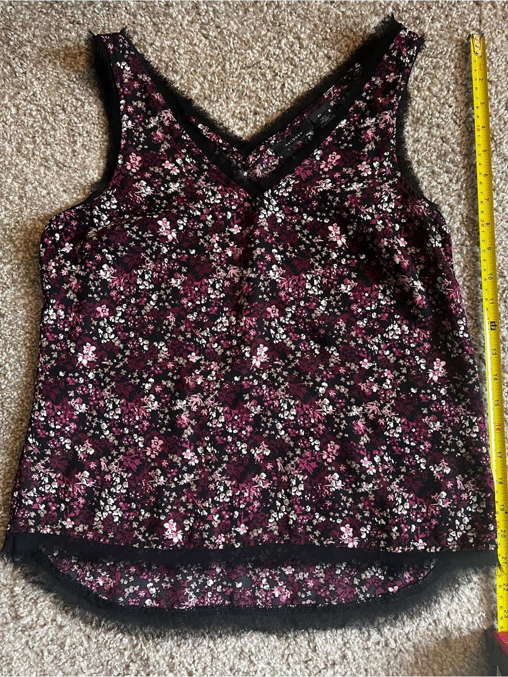 Halogen Black Floral Lace-Trim V-Neck Camisole